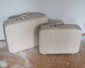Vintage Samsonite Suitcases Lot of 2