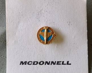 Rare Phantom II Mach 2 Club Pin