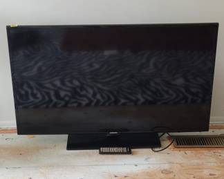 Samsung 46" TV w/Remote Model UN46SH6030F Works