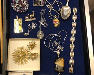 Jewelry: Sterling brooches & pins, Navajo silver bracelet, Seattle World’s Fair sterling souvenir spoon, vintage earring & brooch sets by Winard & Jomaz, Trifari rhinestone earrings, Kremers cufflinks & more