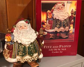 Fitz & Floyd St. Nick cookie with box