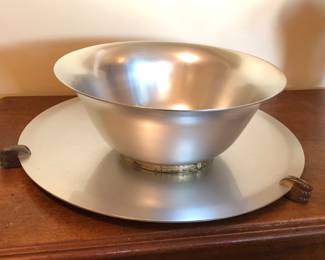 Kensington aluminum bowl + 17" tray