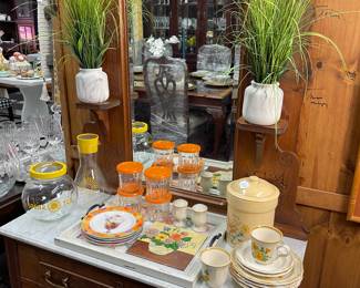 Antique kitchen decor