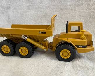 Caterpillar Dump Truck D35OD