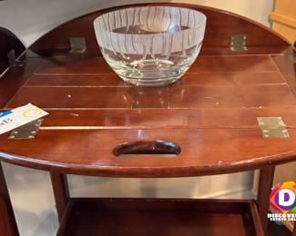 Back to that Fabulous Dallas Estate Sale this Weekend -- 2 days only!
No way could Sandy sell everything in 1 weekend when you have double the treasures of every other sale. So she's back this week with more things to sell, but this time at discounted prices! Bring those shopping bags; you're going to need them.