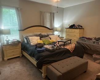 KING BED