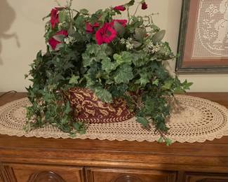 . . . faux centerpiece (that means fake!)