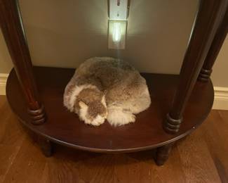 . . . faux feline! I love alliterations!