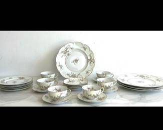 Lot 4061 Theodore Haviland France Rosalinde Dinnerware