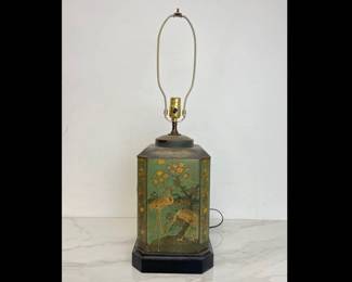 Lot 4043 Vintage Chinoiserie Tole Lamp