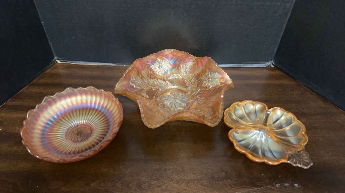 01 Vintage Carnival Glass