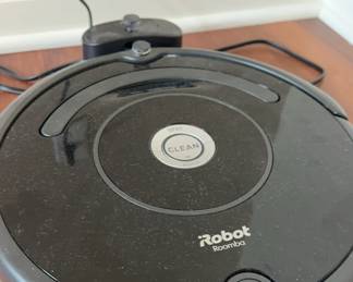 05 Roomba Robot Vacuum