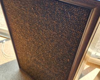 Magnavox Speakers