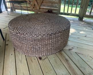OVERSIZED OUTDOOR OTTOMAN