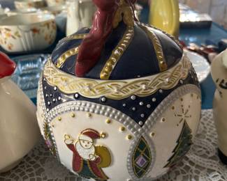 VINTAGE J.C.PENNY HOME COLLECTION CHRISTMAS ORNAMENT COOKIE JAR