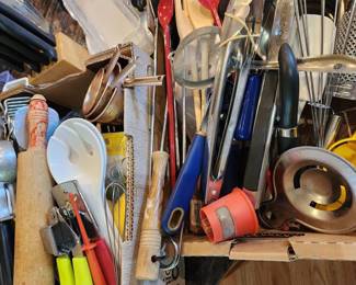 Lots of Utensils.