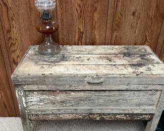 Primitive meal chest