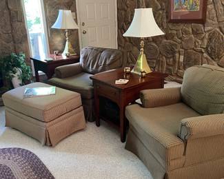 Oversize chairs
Pair brass lamps