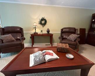 Pair brown leather recliners