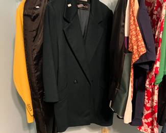 Heavy Vintage Coat, Forecaster C.R. Cook Fine Furs Men's Top Coat. Follow Facebook Page: 228EstateSellers for early access details and bonuses - Pre-sales available