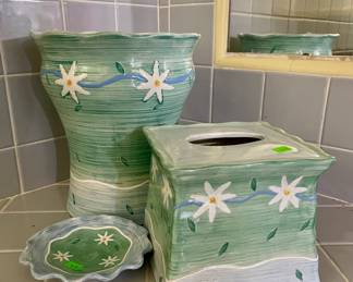 BATHROOM SET