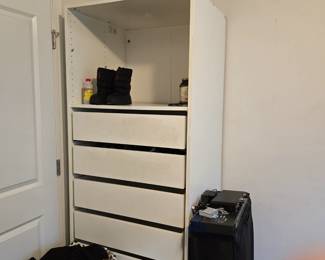 Ikea dresser wardrobe with 6 drawers