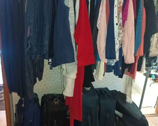 Womens clothing and luggage (unisex)