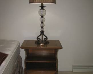 Night stand (1 of 2)