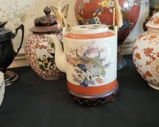 VINTAGE ASIAN TEAPOT