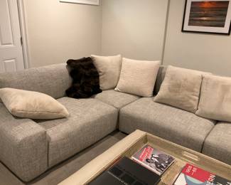 ITALIAN SECTIONAL