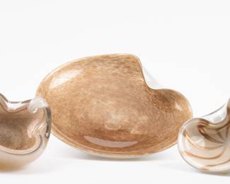 https://www.liveauctioneers.com/item/207340784_mid-century-modern-murano-art-glass-3pc-bowl-set