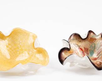 https://www.liveauctioneers.com/item/207340786_mid-century-modern-murano-art-glass-2pc-ruffled-bowl-set