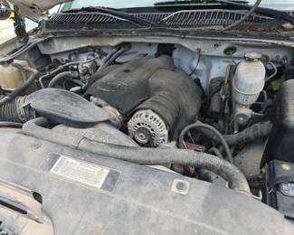 White Chevrolet Silverado 3500