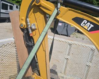 Cat 300.9D Mini Excavator with 400 hrs. 4’ digging depth and plenty of power for the size. Able to store in a garage with the ROPS removed.