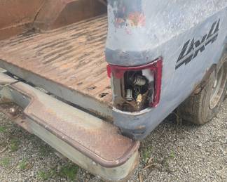 1986 Silverado Parts or put back on the road truck, just needs motor and transmission