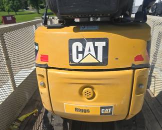 Cat 300.9D Mini Excavator with 400 hrs. 4’ digging depth and plenty of power for the size. Able to store in a garage with the ROPS removed.