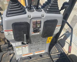 Cat 300.9D Mini Excavator with 400 hrs. 4’ digging depth and plenty of power for the size. Able to store in a garage with the ROPS removed.