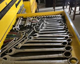 Mechanics wrenches