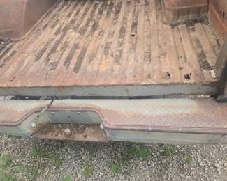 1986 Silverado Parts or put back on the road truck, just needs motor and transmission