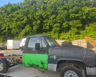 1984 Chevrolet square body Cab and Chassis, no title