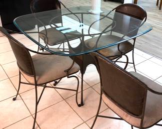 Glass dinette