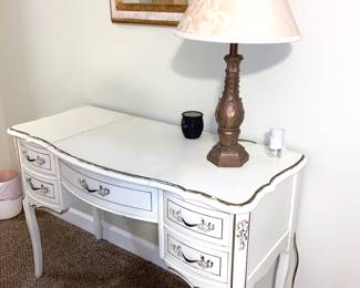 Vanity/desk