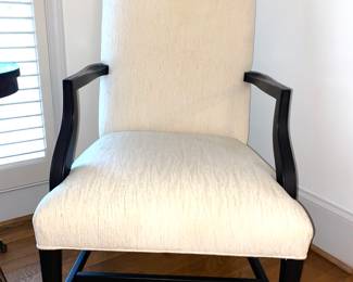 Arm chair