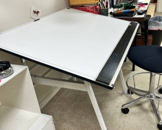 Drafting table