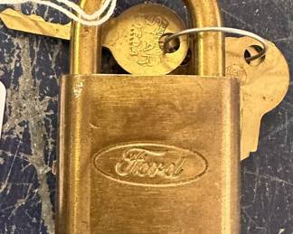 Ford Padlock