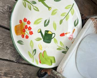 2 of 3 Large garden platters
