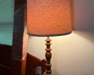 Lamp. There are 2 of these