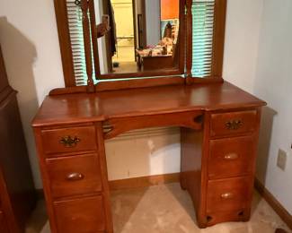 Vintage Vanity with Mirror