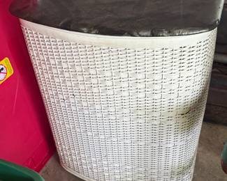 Vintage Hamper