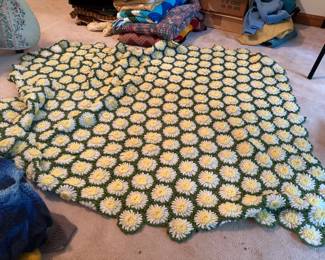 Handmade Daisy Crochet. This is Really Beautiful with the 3D Daisy Flower Pattern